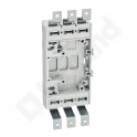 DPX3 630 3P PODSTAWA WTYKOWA Z PRZYŁ. GÓRNYM