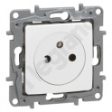 Niloe - Gniazdo 2P+Z płaskie 16 A -250 V~ - z przesłoną, zaciski automatyczne - Białe