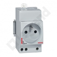 GNIAZDO 2P+Z 10-16 A 250 V G380 GNIAZDO 2P+Z 10-16 A 250 V G380