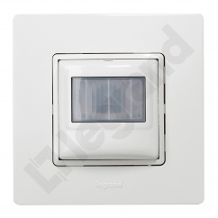 MOSAIC - ŁĄCZNIK AUTOMATYCZNY Z DETEKTOREM RUCHU +N - 2000 W BIAŁY MOSAIC - ŁĄCZNIK AUTOMATYCZNY Z DETEKTOREM RUCHU +N - 2000 W BIAŁY