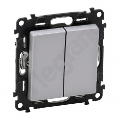 VALENA LIFE ŁĄCZNIK ŚWIECZNIKOWY ALUMINIUM 10 AX - 250 V VALENA LIFE ŁĄCZNIK ŚWIECZNIKOWY ALUMINIUM 10 AX - 250 V